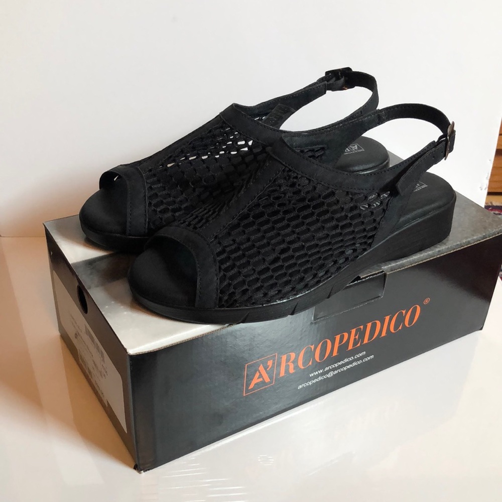 Arcopedico women’s Antalia mesh sandals new in box sz38